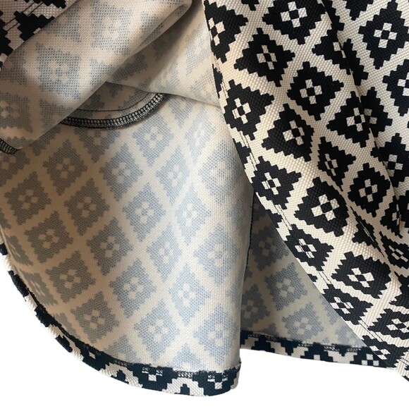 THML Dress Womens Medium Black Cream Midi Knit 3/4 Sleeve Textured Print Ladies - Picture 4 of 16